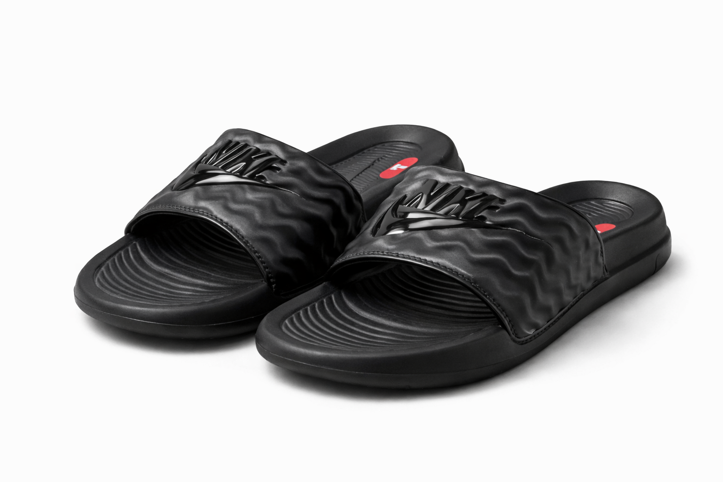Claquette Nike noire premium – Confort et style